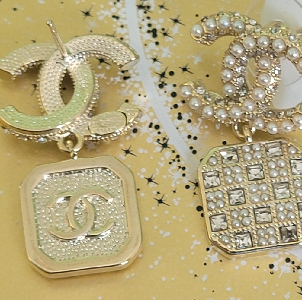Chanel Gold and Cream Earrings - Picture 11 of 14